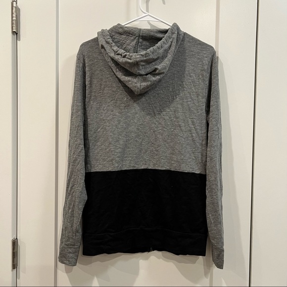 Express Hoodie - Picture 2 of 3